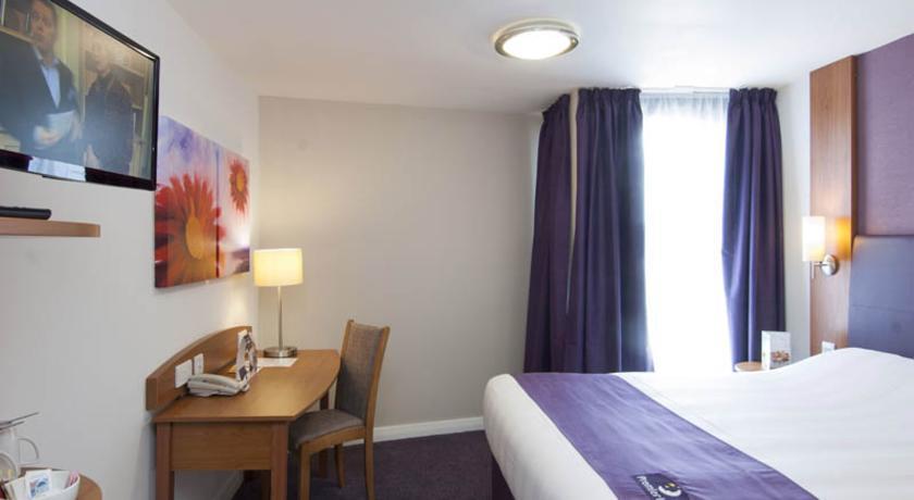 Premier Inn Norwich City Centre - Duke Street Стая снимка